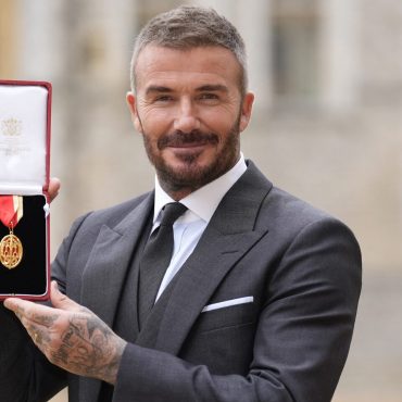 David Beckham Dianugerahkan Gelaran 'Sir'