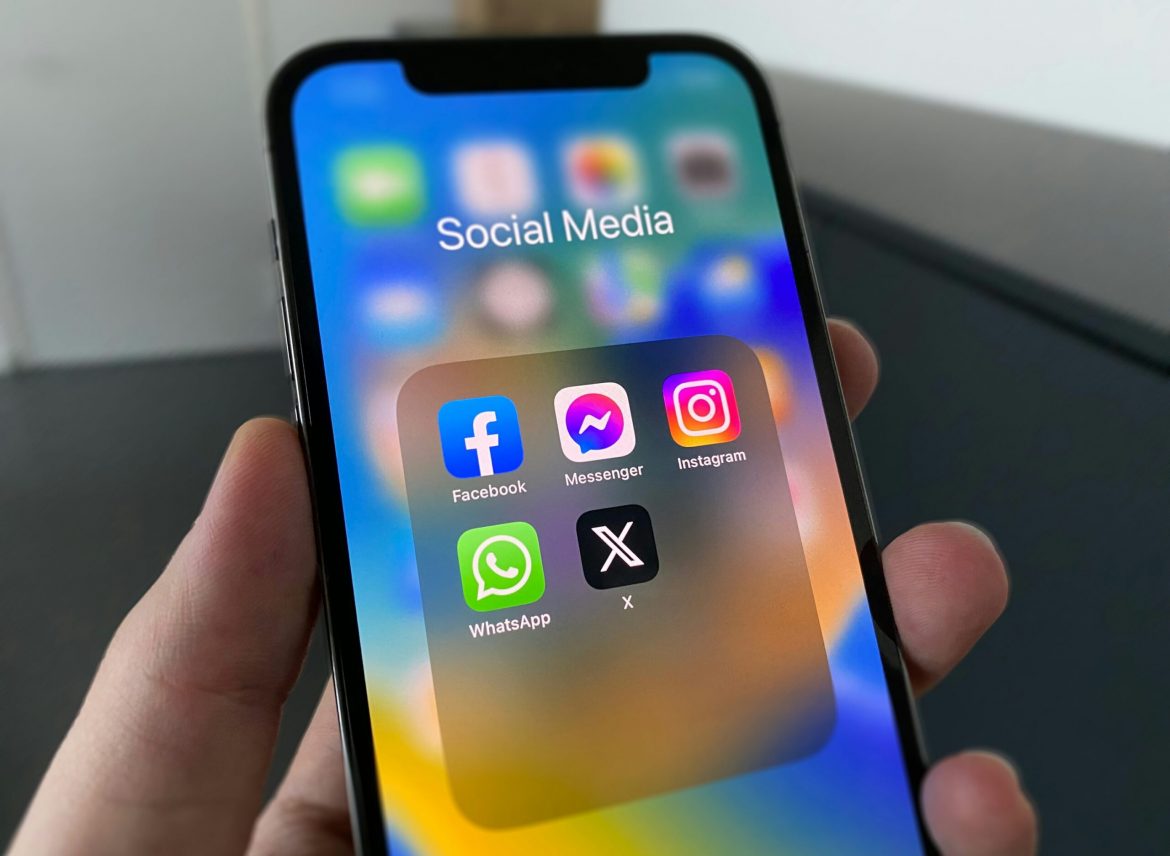 Mulai 2026, Platform Media Sosial Dengan 8 Juta Pengguna Akan Automatik Berdaftar Dengan MCMC