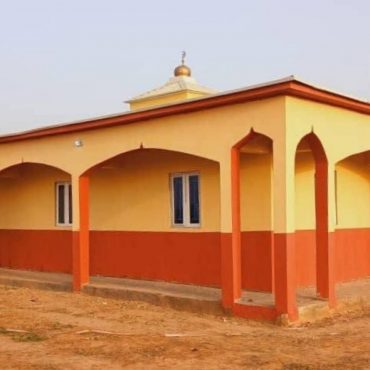 Ukhuwah Islam Tanpa Sempadan, Ayam Bismi Bina Masjid Di Nigeria