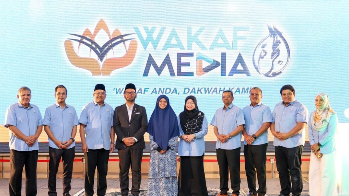‘Tak Pernah Berebut Hak Penjagaan Sebab Saya Memang Penjaga Mereka Dari Kecil’ – Abby Abadi
