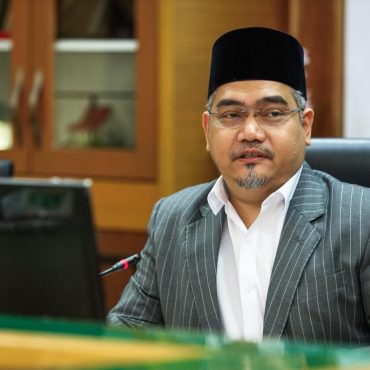 Bukan Sekadar Pakaian, Kelantan Akan Lakukan Pemeriksaan Fizikal Kes Tukar Jantina