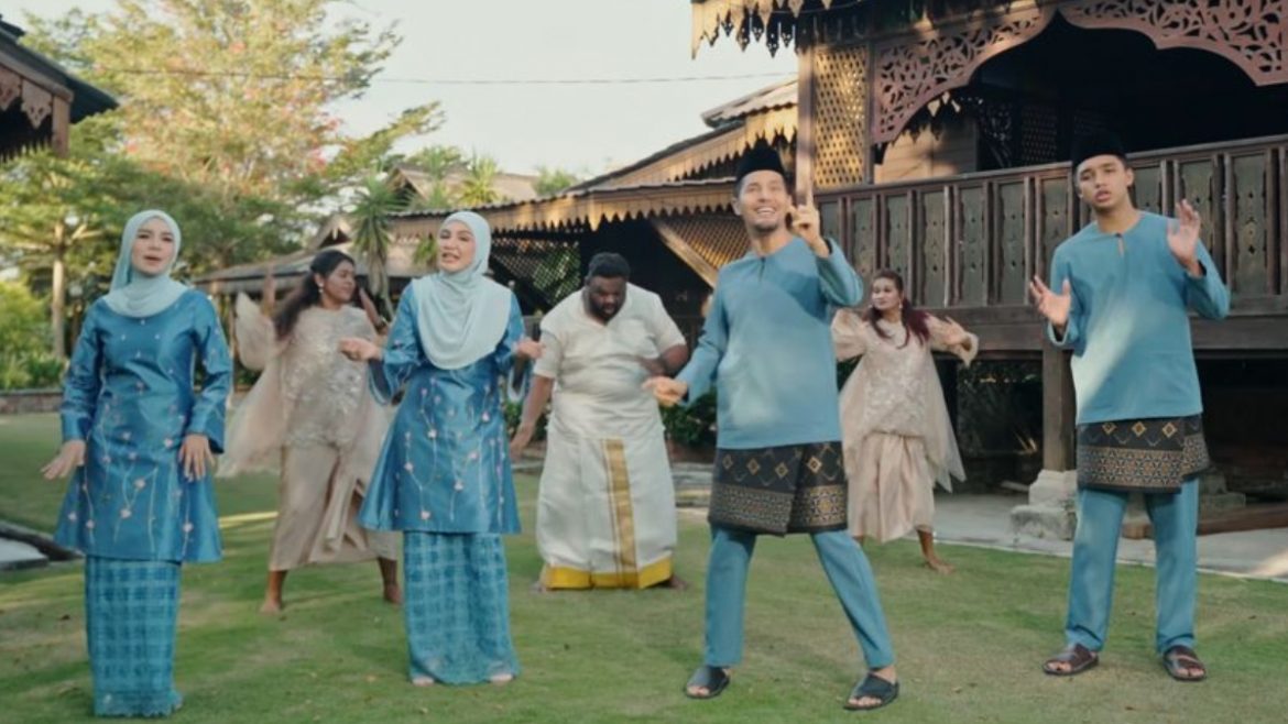 Nabila Razali Pilih Nabil Ahmad Duet Lagu Raya, Puji Miliki Karakter Kuat – ‘Dia Setuju Tanpa Dengar Demo’