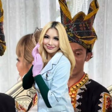 ‘Saya Di Tangan Lelaki Yang Tepat, Baik Dijaga Seperti Ratu’ – Dr Hana Rose