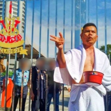 Sebelah Selipar Dan Tuala Jamal Laku RM66,000 Dalam 5 Minit