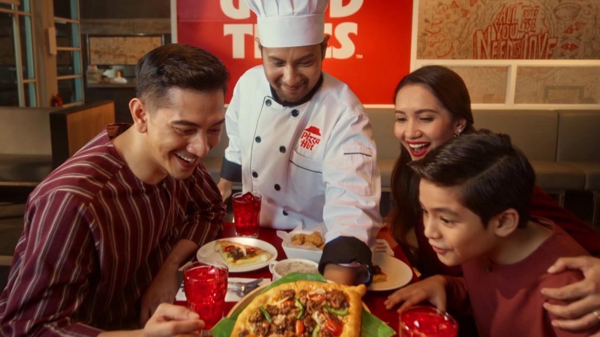Ini Bukan Pizza Biasa, Ini Level ‘Lebih-Lebih’! Siap Torch, Lebih Isi & Keju Melimpah