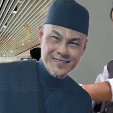 ‘Islam Bukan Tentang Rasa Dulu Baru Dekat, Tapi Dekat Dulu..Baru Allah Bagi Rasa’ – Adam Corrie