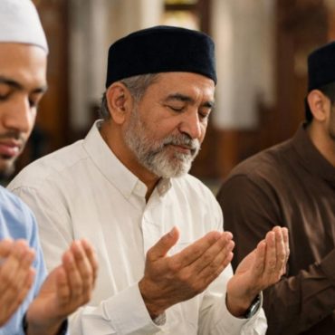 Jangan Lepaskan Peluang! Ini 5 Waktu Mustajab Berdoa Dalam Bulan Ramadan
