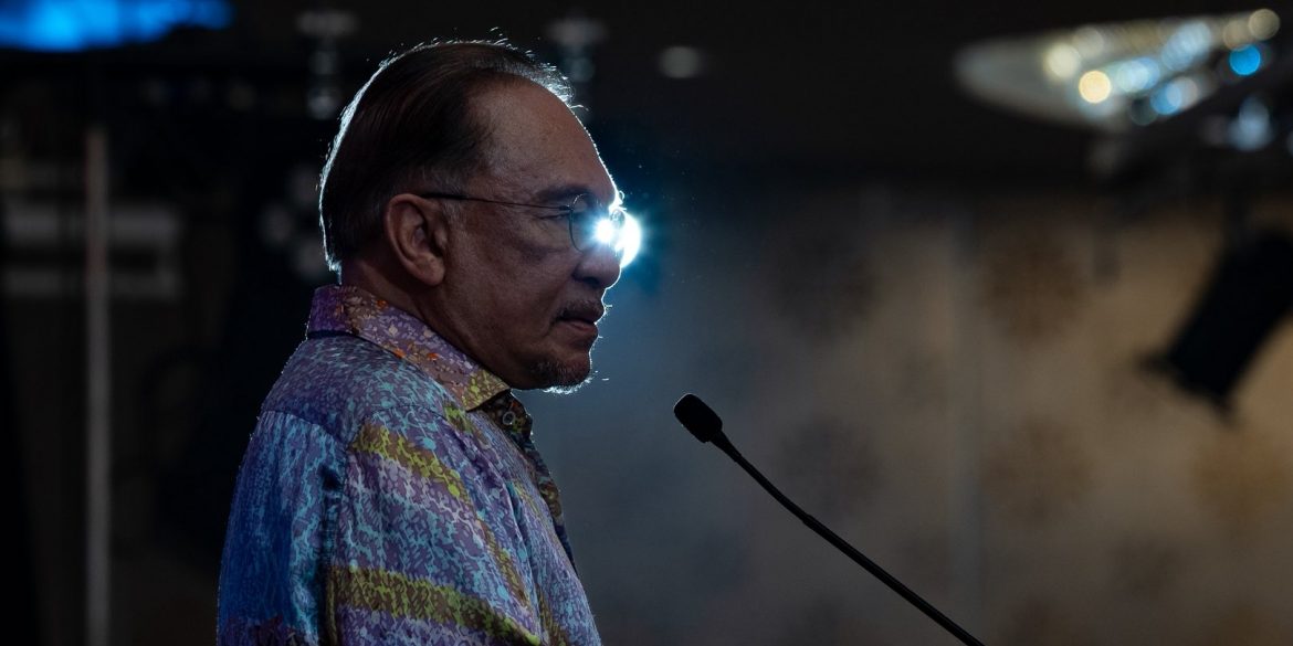 125,000 Penjawat Awam Gred 1 Akan Naik Gred 5 Mulai Januari 2027