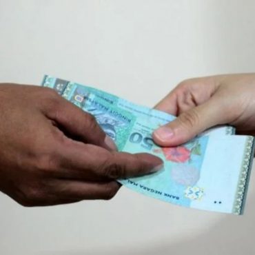 'Aku Bukan ATM Bergerak' - Abang Bidas Adik 'Menekan' Ingin Pinjam RM1,000 Untuk Beraya