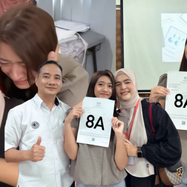 Sharifah Zarina Gembira Anak Dapat 8A, Tukar Sekolah Tiga Hari Sebelum SPM Tindakan Betul – ‘Dia Diejek Oleh Guru Sebab Aktif’