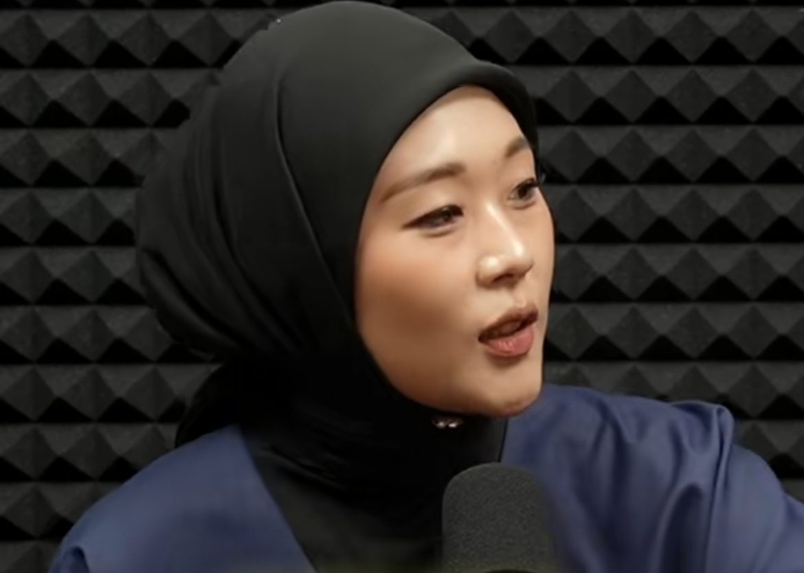 Maryam Durian Kimchi Beri RM100,000 Kepada Individu Jaga Anjing Kesayangannya
