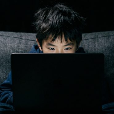 Kenapa Umur 16 Tahun Jadi ‘Benchmark’? Isu Media Sosial Kini Bukan Sekadar Akses, Tapi Kesediaan