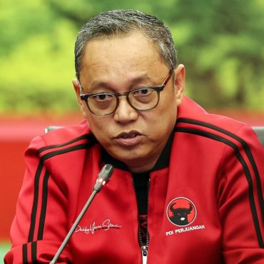 'Kita Lebih Bodoh Daripada Orang Malaysia' – Ahli Parlimen Indonesia Berang E-KTP Gagal Tandingi Kecanggihan MyKad