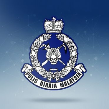 Tak Puas Hati Ditegur Punca Sekumpulan 'Ulat Gambar' Belasah Mangsa Depan KLCC