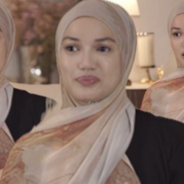 [VIDEO] ‘5 Tahun Bertahan & Saya Lemah.. Tapi Saya Bangkit Demi Anak-Anak’ –  Puteri Sarah