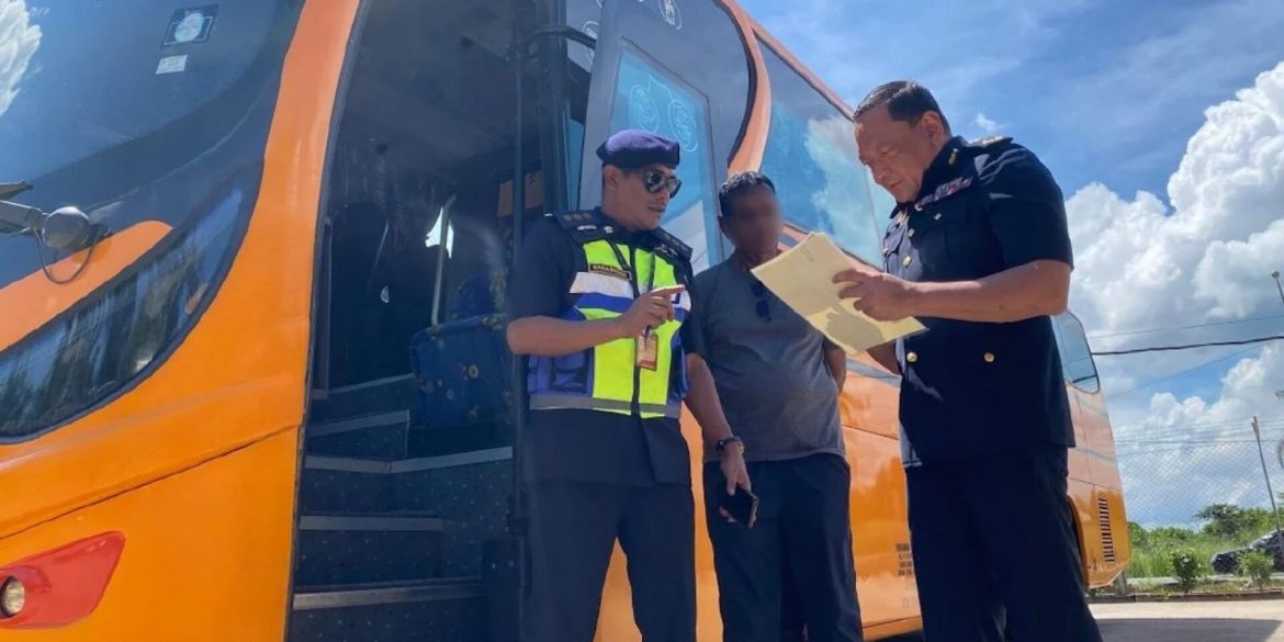 Bawa Penumpang Awam Pergi Majlis Pengebumian, JPJ Sita Bas Sekolah
