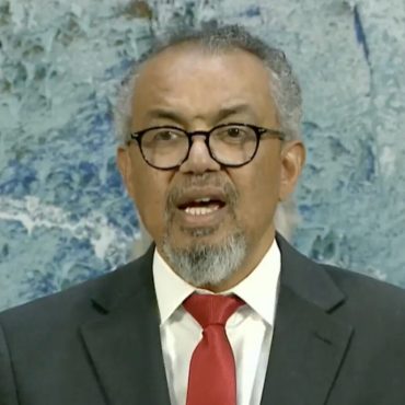 Gegarkan WHA79: Ketua Pengarah WHO Angkat Slogan 'Malaysia Boleh', Seru Dunia Contohi Semangat Negara Kita