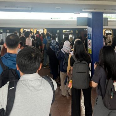 Penduduk Malaysia Cecah 34.4 Juta: Jumlah Lelaki 1.7 Juta Kini Lebih Ramai Berbanding Wanita