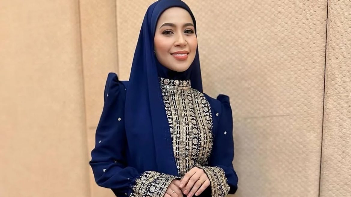 ‘Kami Buat Homework Hasilkan Lagu..Janganlah Bandingkan Dengan Robot, Sangat Tidak Adil’ – Syura