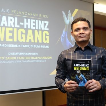 Kisah Mendiang Karl-Heinz Weigang Bersama Perak Dibukukan