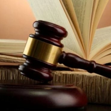 Ibu Tunggal Dedah 22 Tahun Kerja Stesen Minyak Tapi Gaji Masih Bawah RM2,500