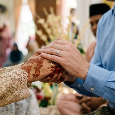'Saya Cuma Bantu Isteri...' – Taktik Kahwin Palsu Warga Asing Demi Lesen Niaga Makin Parah Di Selangor