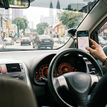 'Tak Sangka Kejadian Ini Berlaku Di Malaysia' – Pelancong Indonesia Ini Kongsi Sisi Sebenar Pemandu E-Hailing Tempatan