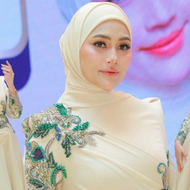Cantik Itu Apabila Hati Bahagia, Fasha Sandha Tak Mahu Letakkan Diri Di Tempat Terakhir