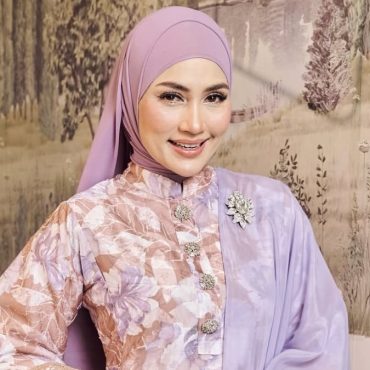[VIDEO] Fasha Sandha ‘Sekolahkan’ Rakan Sekerja Sering Lewat Ke Set Penggambaran – ‘Tak Perlu Saya Sebut Nama Dia’