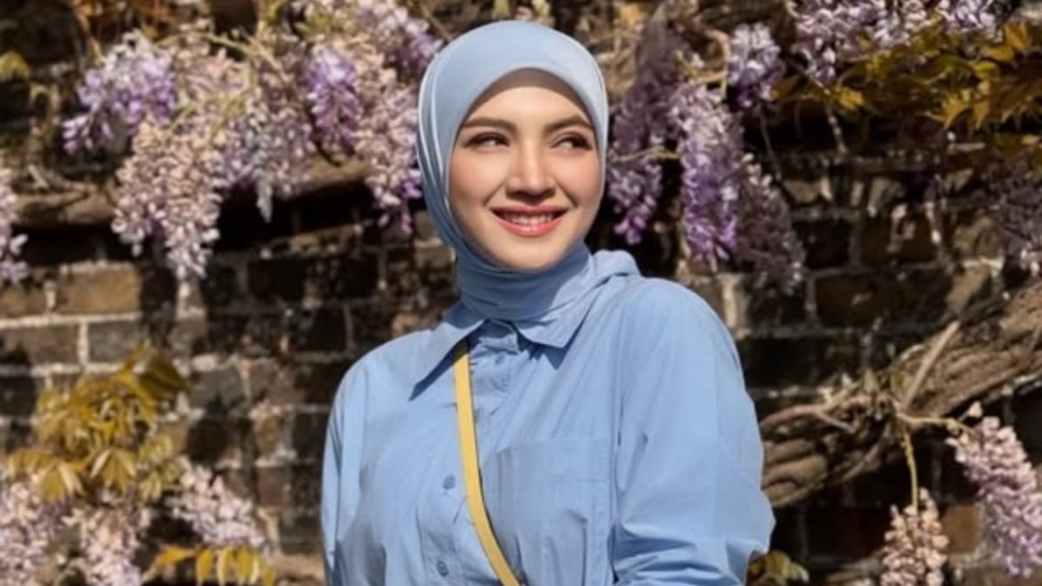 ‘Tak Perlu Lelaki Untuk Lindungi, Allah Ada’ – Fazura