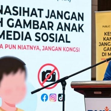 Pelakon Terkenal Siri Ted Lasso Kini Betul-Betul Jadi Pemain Bola Sepak Profesional