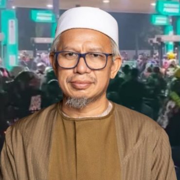 Aslam Hadiahkan ‘Bangle’ Hampir RM8,000 Buat Umisya Mazlan – ‘Terima Kasih Banyak Bersabar’