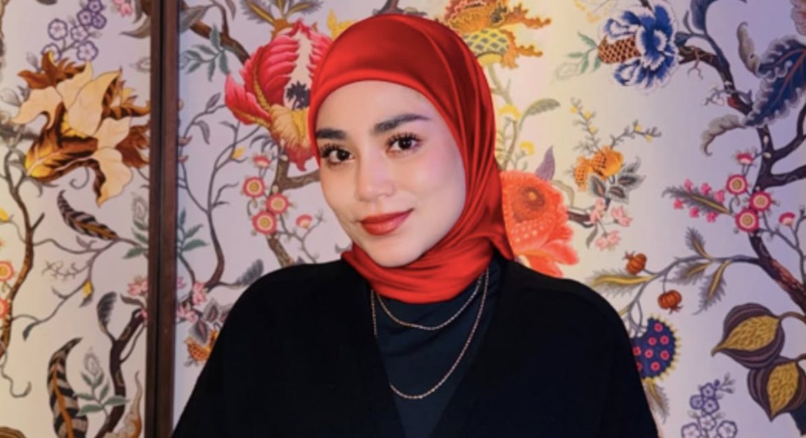 ‘Melahirkan Ikut Tingkap Memang Dipandang Rendah Ke?’ – Uyaina Arshad Kecewa Persepsi Negatif Bersalin Czer