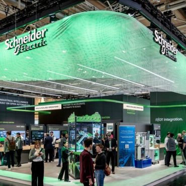 Schneider Electric Meteri MoU, Graduan TVET MARA Bakal Nikmati Gaji Premium Sehingga RM5,000