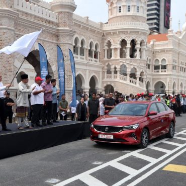 Tak Wajib Proton S70, Ini Sebab Mengapa APAD Beri 'Green Light' Guna Model Lain Untuk Teksi Madani