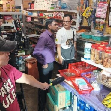 AR Badul Kembali Dengan Watak Uncle Sam Dalam ‘Surat Khabar Lama’