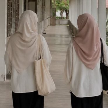 Anak Dara Kena Mengemas, Anak Teruna Lepas Tangan? Wanita Berang Wujud ‘Double Standard’ Dalam Keluarga