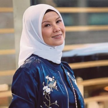 Sheila Rusly Pegang Nasihat Orang Tua Soal Rezeki – ‘Kalau Allah Takdirkan Rezeki RM100 Sehari Tetaplah Bersyukur’