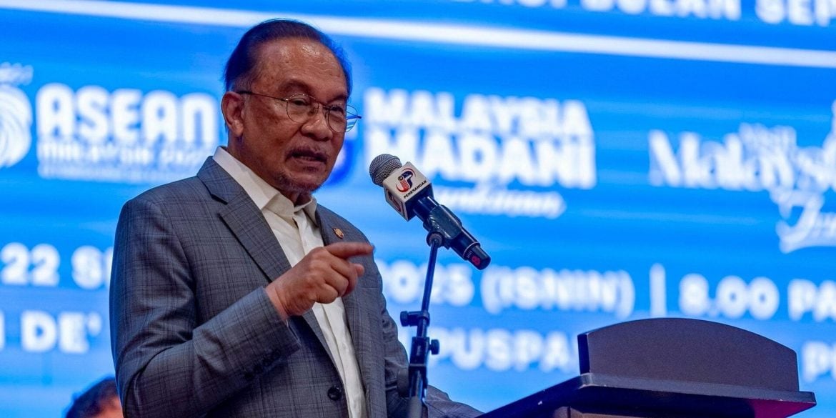 'Peruntukan 300 Liter BUDI95 Lebih Tinggi Daripada Penggunaan 98% Rakyat Malaysia' – Anwar Ibrahim