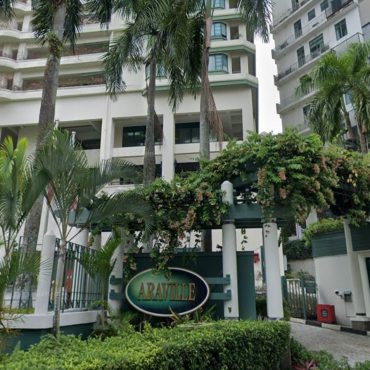 Gara-Gara Tukar Warna Pintu & Letak Karya Seni Sebelah Pintu, Warga Emas Disaman Kondominium Bangsar