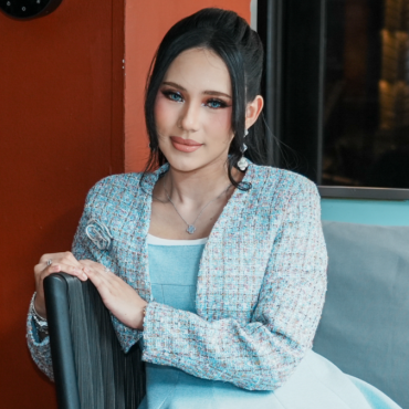 Daripada Tak Mahu Menyanyi Sampai Ada Single Sendiri, Azeva Masih Belajar Cari Suara