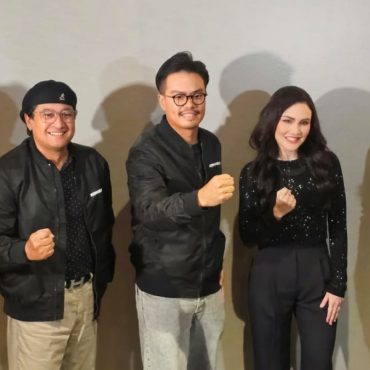 Adi Putra & Sarimah Ibrahim Sambut ‘Nafas Kedua’ Filem Konspirasi