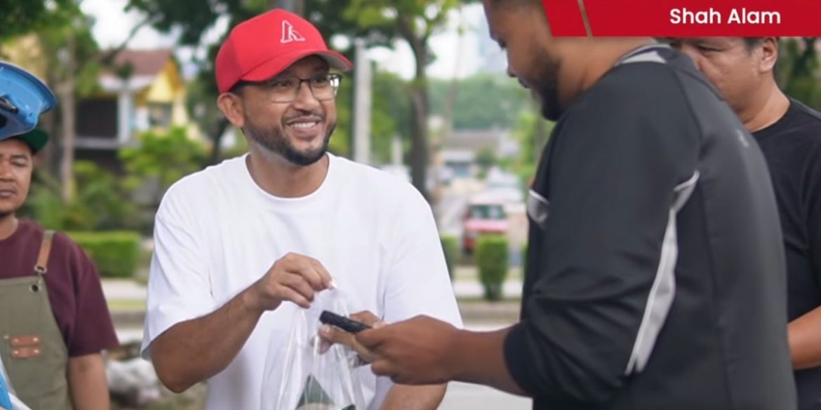 Berbaki RM33 Dalam Akaun, Bekas CEO Ini Tak Malu Jual Nasi Lemak Demi Bangkit