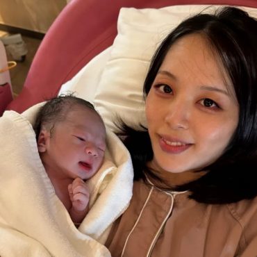 Jepun Tengah Gelabah Krisis Populasi, Wanita Ini Tenang Melahirkan Anak Ke-7